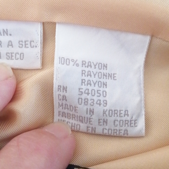 JONES NEW YORK, ladies vintage   2-piece suit, jacket and skirt, size 6 - Picture 13 of 14